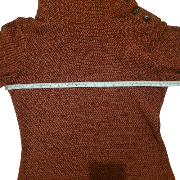 Merrell Orange Asymmetrical Button-up Turtleneck Longsleeve Sweater, Size S - Picture 9 of 10